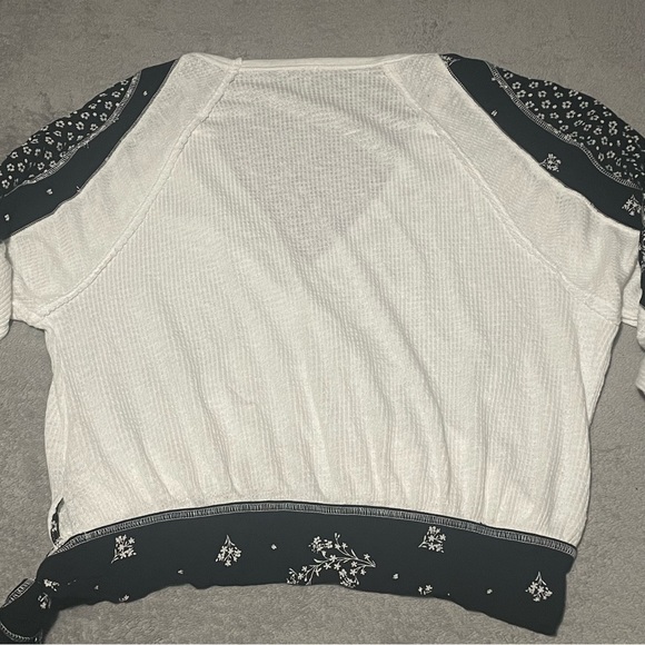Free People Auxton thermal wrap top size medium VGUC - Picture 7 of 10